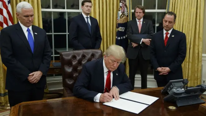 دونالد ترامب تعهد بإلغاء قانون أوباما للرعاية الصحية