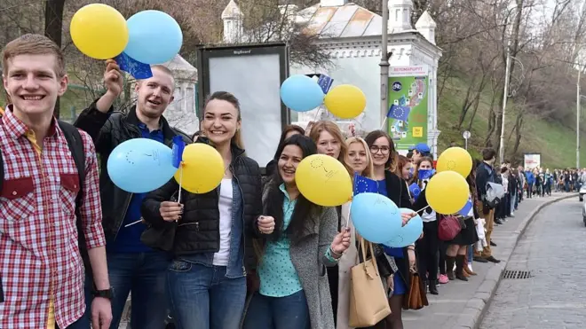 Мітинг українських студентів у Києві на підтримку асоціації з ЄС у квітні 2016 року