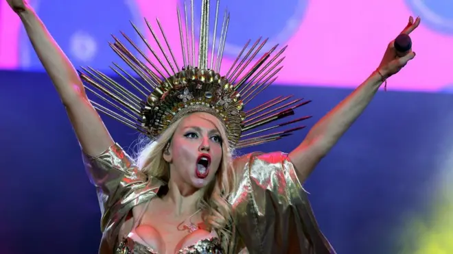 Певица Ольга Полякова