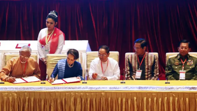 နေပြည်တော်က အန်စီအေလက်မှတ်ရေးထိုးစဉ်