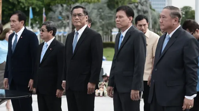 คณะกรรมการการเลือกตั้ง (กกต.) ชุดที่ 5 ที่ต้องทำภารกิจสำคัญคือการจัดการเลือกทั่วไปในขวบปีที่ 5 ของรัฐบาลคณะรักษาความสงบแห่งชาติ (คสช.)