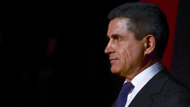 Публикация книги Маркина совпала с сообщениями о его готовящейся отставке