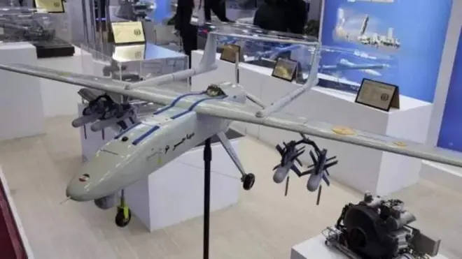 Модель іранського безпілотника Mohajer-6 на виставці "Армія-2022" у Підмосков'ї. Сьогодні такий збили і виловили у морі українські військові