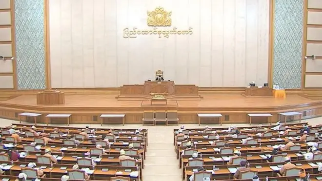 ဝန်ထမ်းနောင်ရေး ဗဟိုရန်ပုံငွေကို ကျပ် ဘီလျံ ၁၀၀ နဲ့ စတင်မတည်ဖို့ လျာထားမယ်