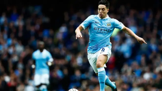 قضى نصري ست سنوات مع مانشستر سيتي سجل خلالها 27 هدفا في 176 مباراة