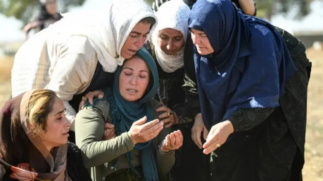 Duullaanka Turkiga ayaa waxaa la sheegay inay ku dhinteen dad rayid ah