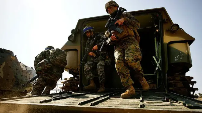 국방부는 입장문을 통해 "맥스선더 훈련은 계획된 대로 진행할 것"이라고 밝혔지만, B-52 전략폭격기는 불참한다고 말했다.