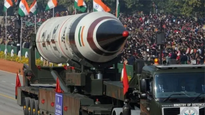 क्षेप्यास्त्र