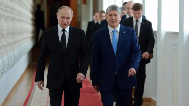 Орус эксперттери Путин менен Атамбаев ашкере көп жолугаарына көңүл бурушту