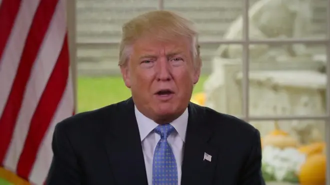 အမေရိကန် သမ္မတသစ် ဒေါ်နယ်ထရမ့်က သူ့ရဲ့ ပထမ ရက် ၁၀၀ သက်တမ်းအတွင်းမှာ ဘာတွေ ဦးစားပေး ဆောင်ရွက်သွားမယ် ဆိုတာကို ပြောလိုက်ပါပြီ။