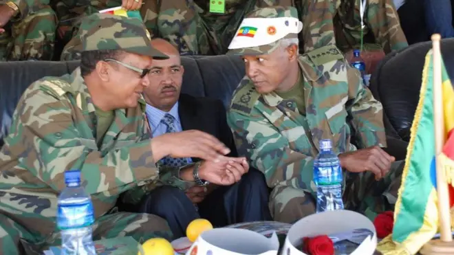 ኢታማዦር ሹም ጀኔራል ሰዓረ መኮንን ጀነራል ሳሙራ ዮኑስን