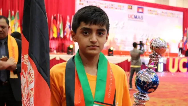 دغه یوولس کلن هلمندی ماشوم وايي،‌ غواړي په راتلونکي کې د زړه جراح ډاکټر شي.