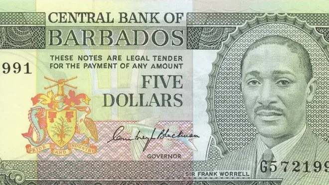 مارچ 2002 میں سینٹرل بینک آف باربیڈوس کی 30ویں سالگرہ کے موقع پر پانچ ڈالر کا کرنسی نوٹ جاری کیا گیا تھا جس پر سرفرینک وائرل کی تصویر تھی