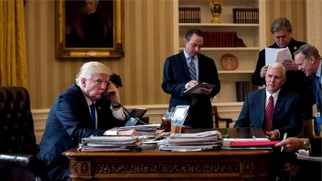 وائٹ ہاؤس کا کہنا ہے کہ روس کے ساتھ فون پر بات چیت تعلقات بہتر کرنے کی کوشش کے تحت ایک اہم پہل تھی