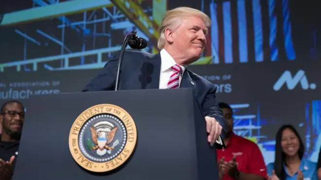 Donald Trump tiene previsto visitar Puerto Rico el martes