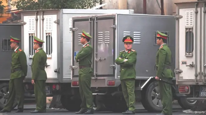 Vụ xử ông Đinh La Thăng mở màn cho một chiến dịch 'chống tham nhũng' của Đảng CSVN