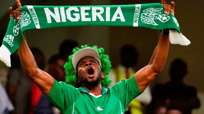 onye bọọlụ na-amasị