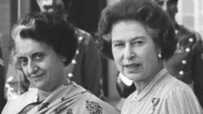 नवंबर 1983 में महारानी एलिज़ाबेथ ने तत्कालीन प्रधानमंत्री इंदिरा गांधी से मुलाक़ात की थी.