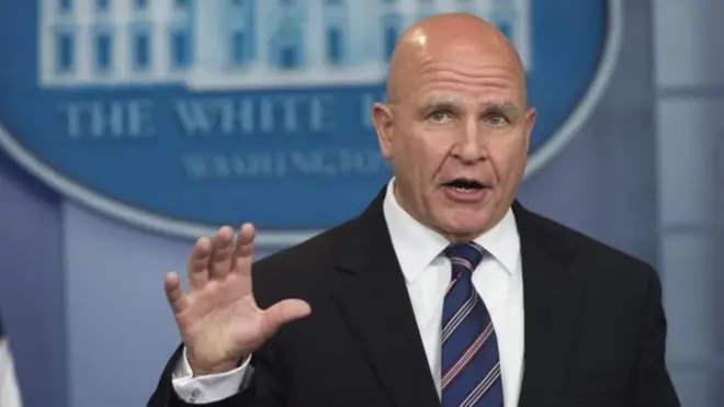 За словами пана Макмастера, секретні канали зв'язку дозволяють спілкуватися "стримано"