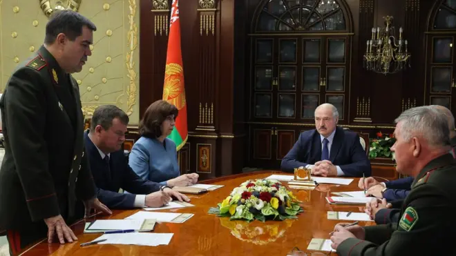 После задержания Россиян действующий президент Беларуси Александр Лукашенко провел внеплановое заседание Совета Безопасности