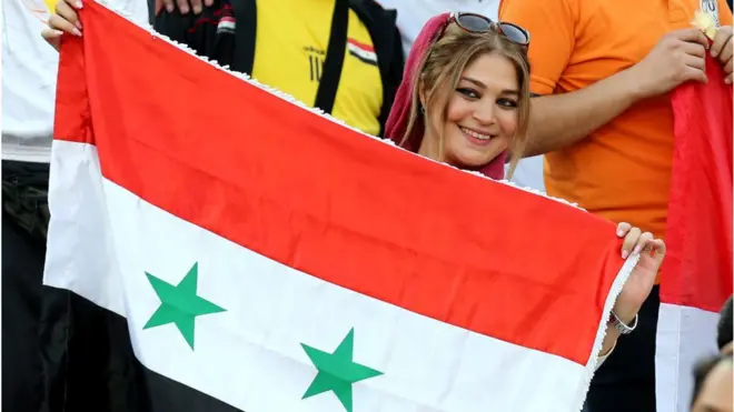 Tehranda oyuna biletlərin hər iki cinsin nümayəndələrinə satılacağı əvvəlcədən elan edilsə də, sonradan iranlı qadınlara bilet satılması qadağan edilib