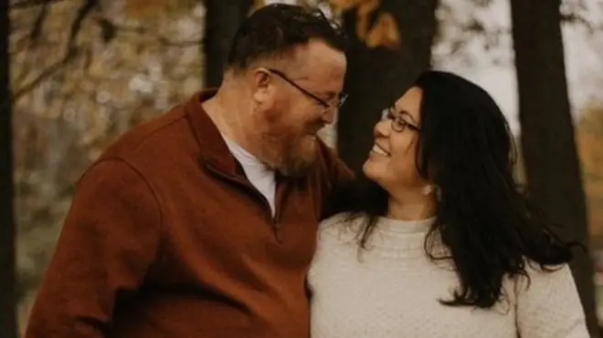 تنتظر جوانا طفلها الأول في شهر حزيران