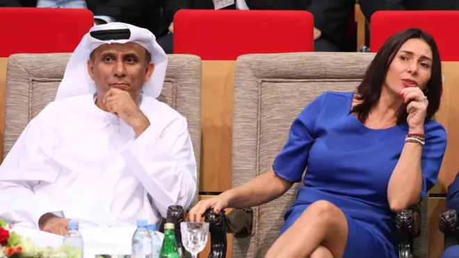 وزيرة الثقافة الإسرائيلية مع رئيس جمعية الجودو الإماراتية لمدى مشاركة وفد اسرائيلي في بطولة للجودو في أبو ظبي