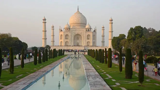 شایان نے تاج محل کی تعمیر اور اس کی تاریخ کے حوالے سے کافی کچھ پڑھ رکھا ہے تاہم وہ ایک دفعہ اس کو قریب سے دیکھنے کی خواہش رکھتے ہیں۔