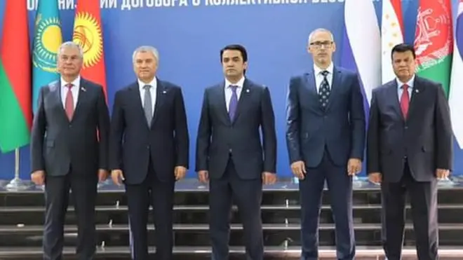 در نشست مجمع بین پارلمانی امنیت جمعی، روسای مجلس نمایندگان کشورهای افغانستان، تاجیکستان، قزاقستان، قرغزستان، ارمنستان، روسیه، صربستان و بلاروس شرکت کردند