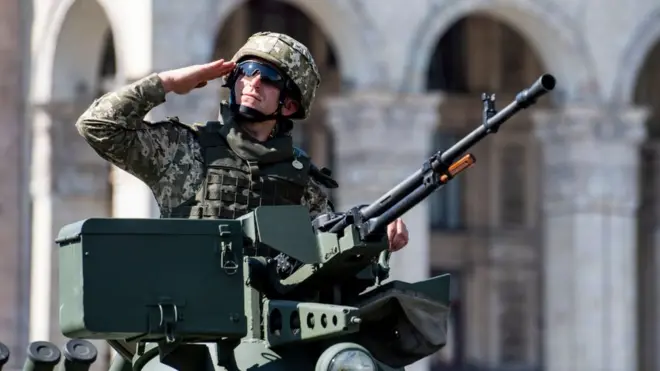 Військовий