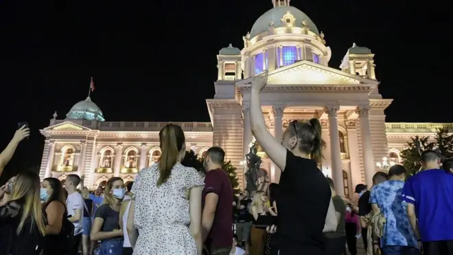 Студенти испред Скупштине Србије