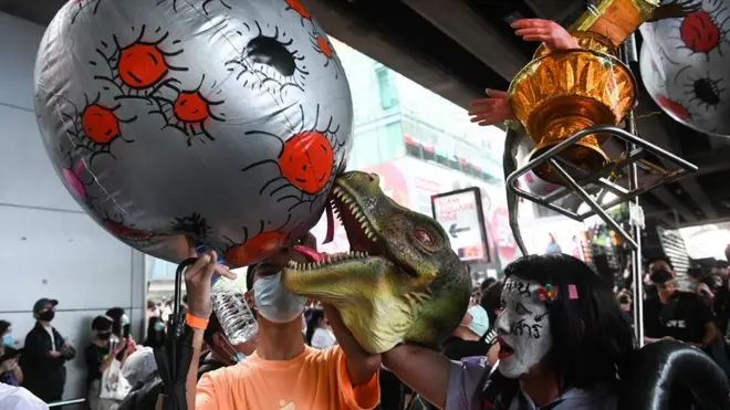 ชุมนุมนักเรียนเลว