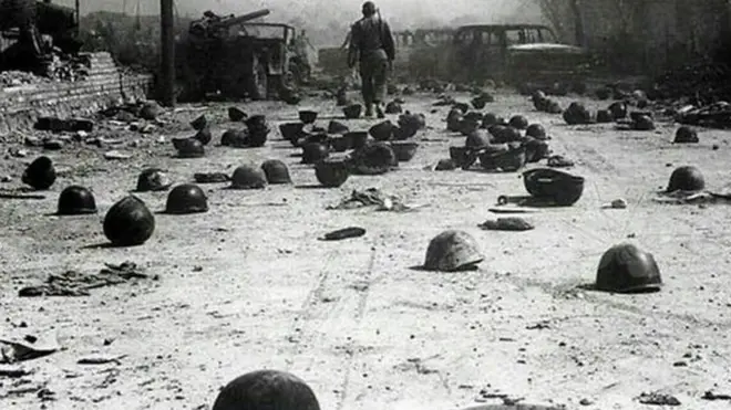 مستند 'جام زهر؛ فرصت‌های از دست رفته ایران در جنگ'