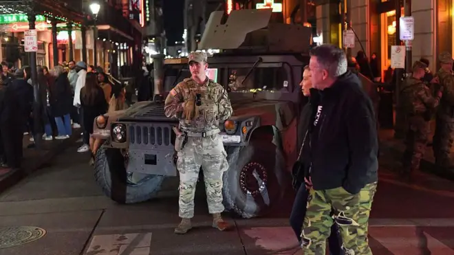 Сотрудники Национальной гвардии несут службу во Французском квартале Нового Орлеана, штат Луизиана, 30 декабря 2025 года.