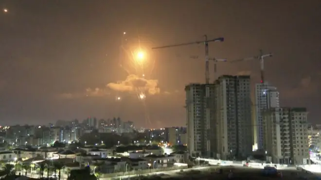 ما الذي دار ليلا في حرب غزة؟