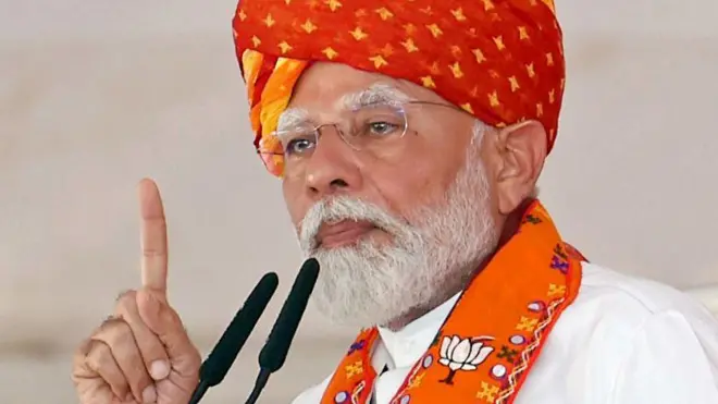 नरेंद्र मोदी