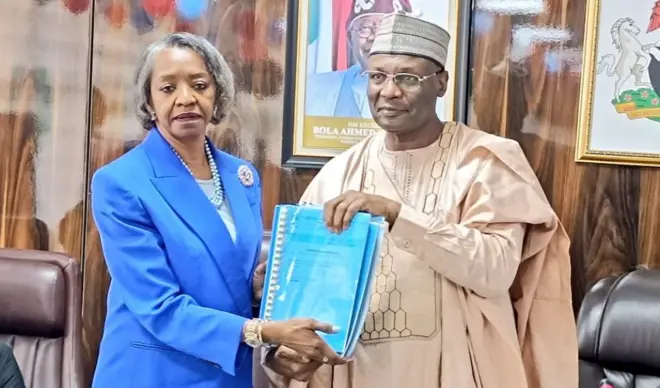 Acting Inec national chairman May Agbamuche-Mbu and her predecessor Prof. Mahmood Yakubu