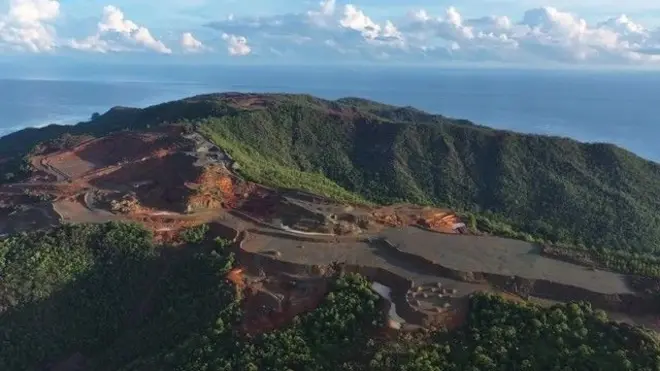 Aktivitas penambangan di Pulau Gag, yang masuk dalam Kepulauan Raja Ampat.