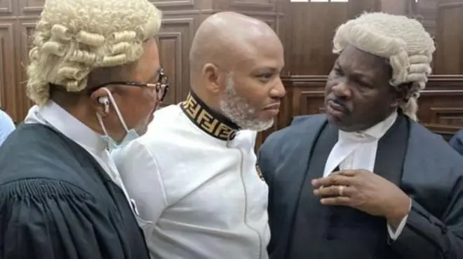 Nnamdi Kanu na ndị ọkaiwu ya