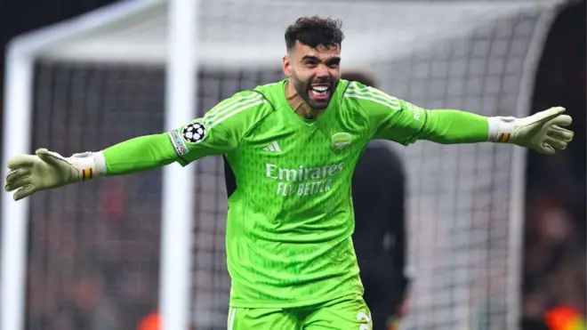 karra eegaa Arsenaal Deevid Raayaa