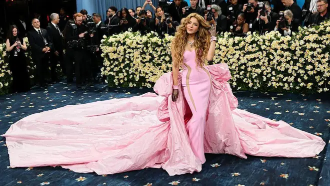 Shakira en la Met Gala 2025.