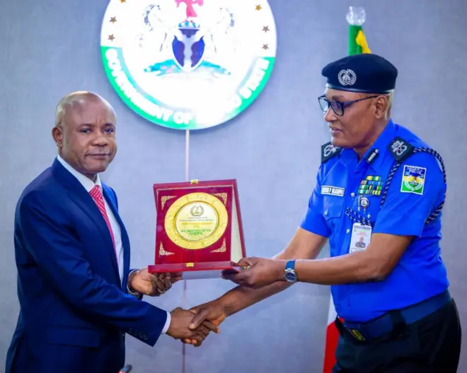 Gọvanọ Peter Mbah