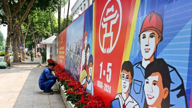 বিশ্বজুড়ে নানা আয়োজনে পালিত হয় মে দিবস