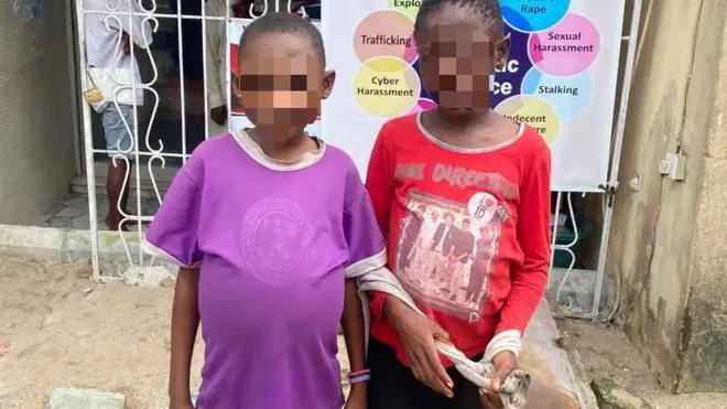 Awọn ọmọde ti wọn gun ni abẹrẹ lati pọ ikun wọn sita