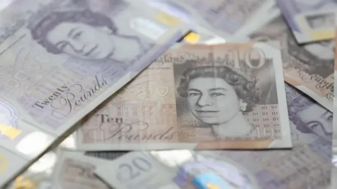 sterlin banknotları