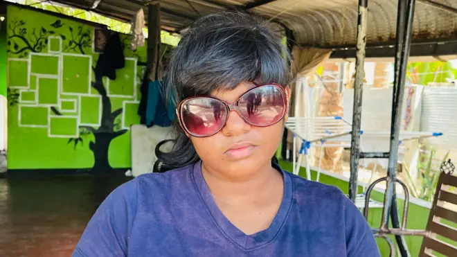 එලිෂා ඩෙබී රංජිත් සුරංග