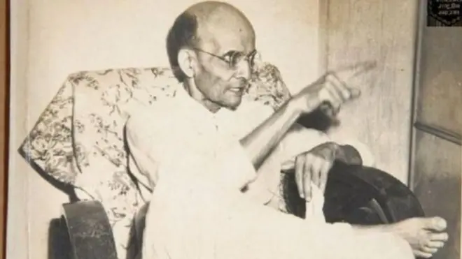 विनायक दामोदर सावरकर
