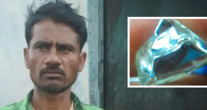 राजू गोंड आणि त्यांना खाणीत मिळालेला हिरा.