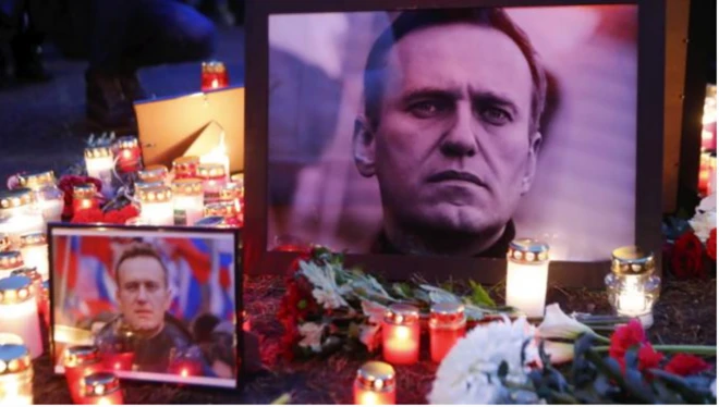 نوالنې مړینه