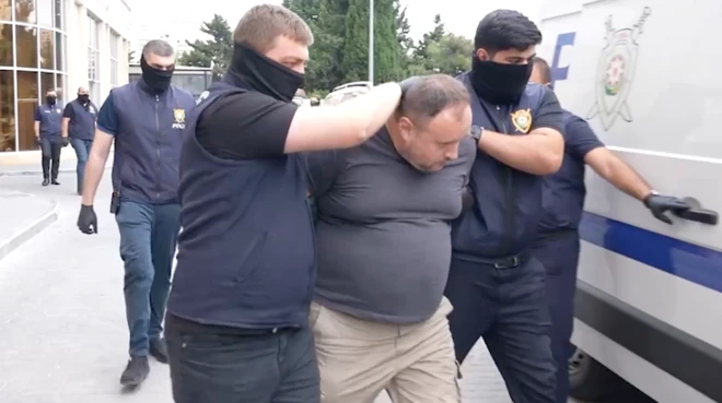 Rus medyası çalışanlarının Bakü'de gözaltına alınması. 